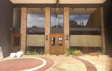 Imagem: Excelente prédio comercial no bosque dos eucaliptos