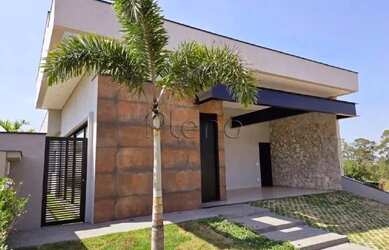 Imagem: A casa em condomínio possui 3 Dormitórios, 5 Banheiros, 4