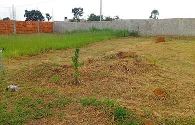 Imagem: O terreno possui 300m² de Área e está localizado em Taguatinga