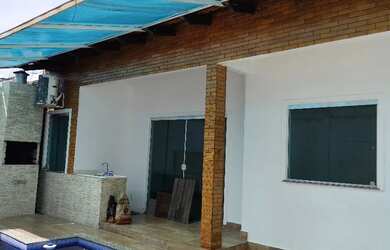 Imagem: A casa possui 2 Dormitórios, 1 Banheiro, 1 Vaga na garagem