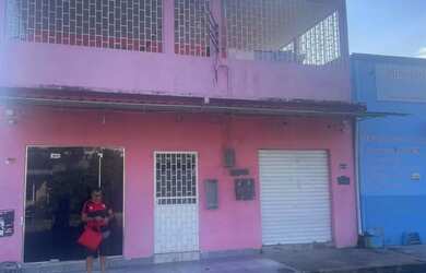 Imagem: VENDE-SE ESTA CASA PRÓXIMO AO SHOPPING VIA NORTE