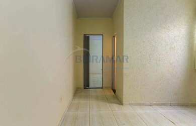 Imagem: A casa possui 1 Dormitório, 1 Banheiro, 48m² de Área e está