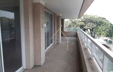 Imagem: O apartamento possui 3 Dormitórios, 5 Banheiros, 4 Vagas na