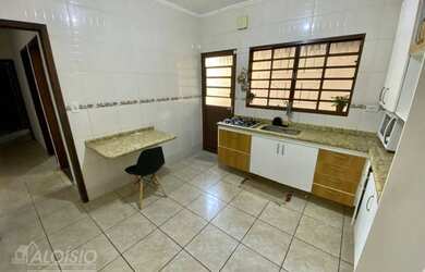 Imagem 4: Casa com 3 dormitórios - venda por R$ 270.000,00 ou aluguel por R$ 1.400,00/mês...