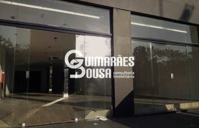 Imagem: O depósito possui 4 Vagas na garagem, 165m² de Área e está