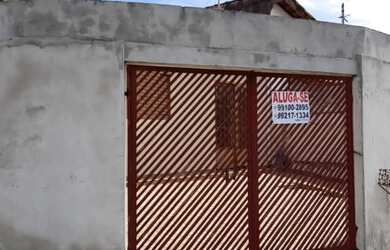 Imagem: A casa possui 2 Dormitórios, 1 Banheiro, 160m² de Área e