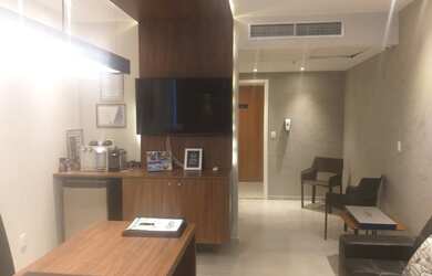 Imagem: O depósito à venda possui 1 Vaga na garagem e 28m² de Área