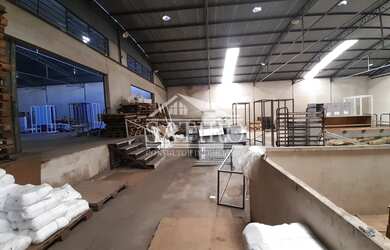 Imagem 4: Galpão/Depósito/Armazém para venda possui 1300 metros quadrados