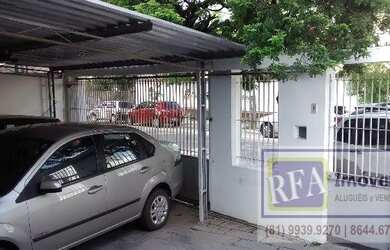 Imagem 2: Casa para Locação em Recife, ENCRUZILHADA, 4 dormitórios, 1 suíte, 3 banheiros, 2 vagas