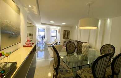 Imagem: O apartamento possui 2 Dormitórios, 3 Banheiros, 2 Vagas na