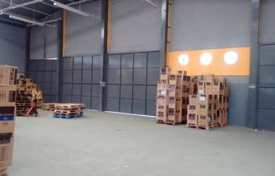 Imagem 8: Galpão de 1.000 m² Locação Condomínio Fechado Jandira -SP