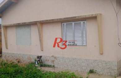 Imagem: A casa possui 2 Dormitórios, 2 Banheiros, 5 Vagas na garagem