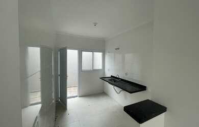 Imagem 4: Sobrado de condomínio lado praia em Praia Grande