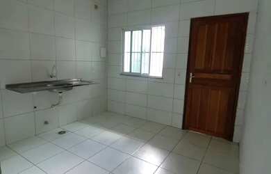 Imagem: A casa possui 2 Dormitórios, 2 Banheiros, 3 Vagas na garagem