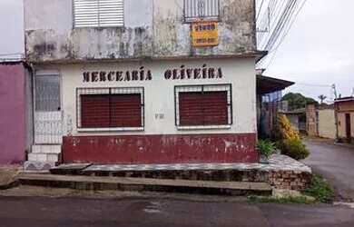 Imagem: A casa possui 2 Dormitórios, 1 Banheiro, Varanda e está localizado