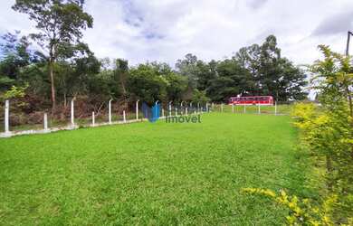 Imagem 5: Casa em terreno 20x90, com piscina e campo em Lami - Porto Alegre/RS