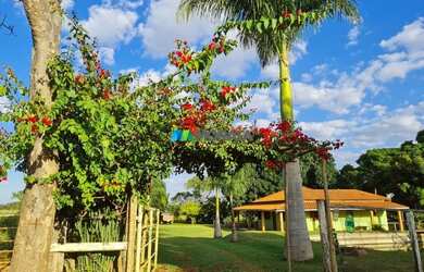 Imagem 3: CORINTO - Fazenda - Zona Rural