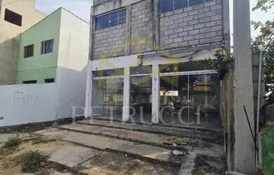 Imagem: O depósito possui 4 Vagas na garagem e 680m² de Área e está