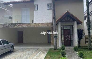 Imagem: A casa em condomínio possui 4 Dormitórios, 5 Banheiros, 4