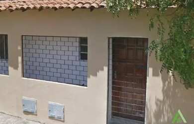 Imagem: A casa possui 3 Dormitórios, 1 Banheiro e 47m² de Área e