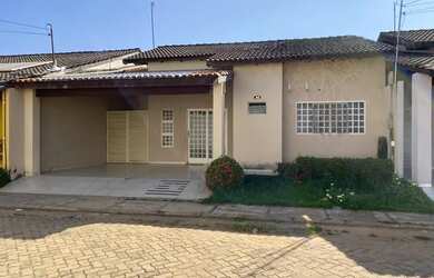 Imagem 5: Casa de aluguel. 2 Vagas na garageme3 Dormitórios