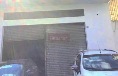 Imagem: O depósito possui 4 Vagas na garagem, 250m² de Área e está