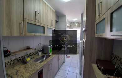 Imagem: O apartamento possui 2 Dormitórios, 1 Banheiro, 1 Vaga na garagem