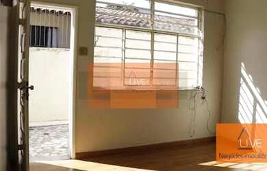 Imagem: A casa possui 5 Dormitórios, 4 Banheiros, 5 Vagas na garagem