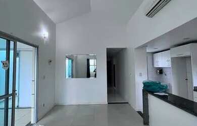 Imagem: A casa em condomínio possui 3 Dormitórios, 2 Banheiros, 3