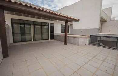 Imagem: O apartamento na cobertura possui 3 Dormitórios, 4 Banheiros