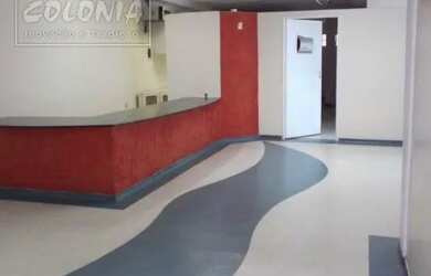 Imagem: O depósito possui 5 Vagas na garagem, 651m² de Área, Imóvel