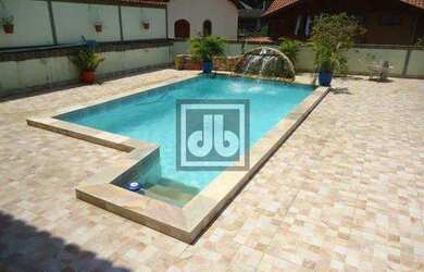 Imagem 2: Anil - Rua Pierre La Place - Casa Triplex - 4 Quartos 1 Suíte - 3 Vagas...