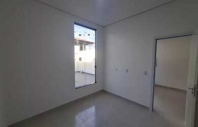 Imagem 9: VENDO LINDA CASA NO PARQUE DEZ 03QRTS. PRONTA PRA MORAR