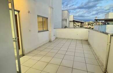 Imagem: O apartamento na cobertura possui 3 Dormitórios, 3 Banheiros