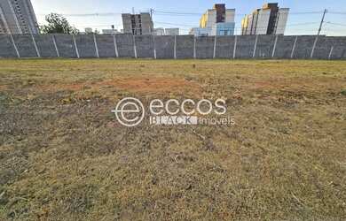 Imagem: O terreno possui 461m² de Área e está localizado em Jardim