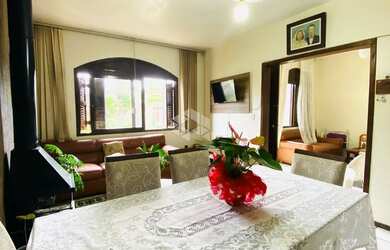 Imagem 5: Casa a venda com 3 dormitórios e 3 banheiros no Bairro Medianeira em Santa Maria