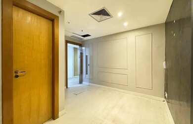 Imagem: O depósito possui 1 Vaga na garagem, 33m² de Área e está