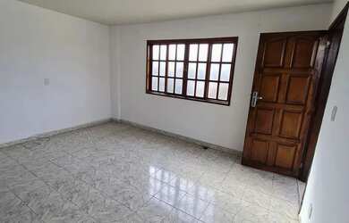 Imagem: A casa possui 2 Dormitórios, 2 Banheiros, 120m² de Área e