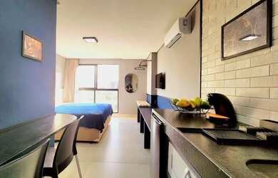 Imagem: O studio possui 1 Dormitório, 1 Banheiro, 1 Vaga na garagem