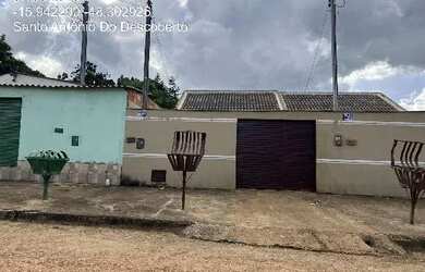 Imagem: A casa possui 2 Dormitórios, 1 Banheiro e 180m² de Área e