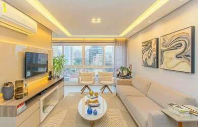 Imagem: O apartamento possui 3 Dormitórios, 2 Banheiros, 3 Vagas na