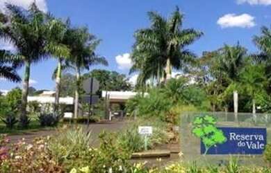 Imagem: O terreno possui 639m² de Área e está localizado em Patrimônio