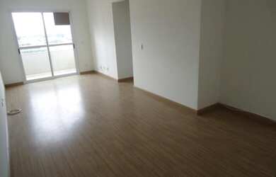 Imagem: O apartamento possui 2 Dormitórios, 1 Banheiro, 2 Vagas na