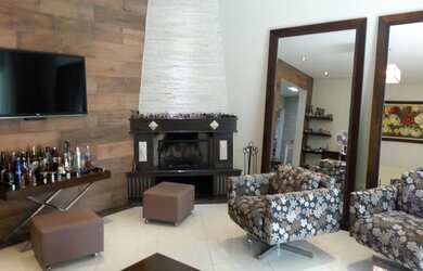 Imagem: O apartamento possui 4 Dormitórios, 4 Banheiros, 5 Vagas na