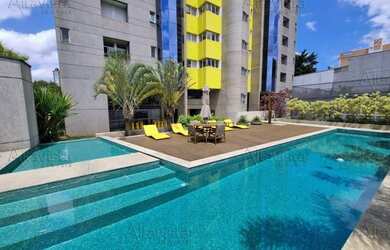 Imagem: O apartamento possui 4 Dormitórios, 5 Banheiros, 4 Vagas na