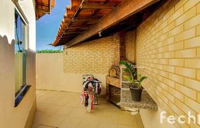 Imagem: A casa em condomínio possui 3 Dormitórios, 3 Banheiros, 4