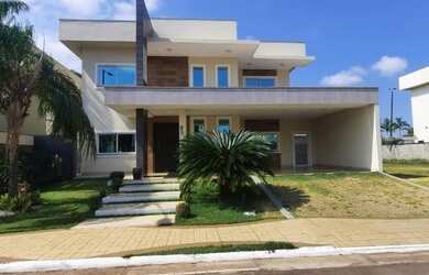 Imagem: A casa em condomínio possui 4 Dormitórios, 5 Banheiros, 4