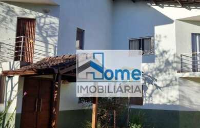 Imagem: A casa em condomínio possui 4 Dormitórios, 4 Banheiros, 5