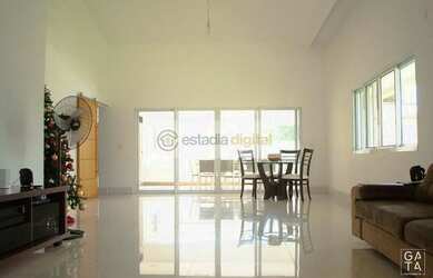 Imagem 13: Casa de condomínio e marina particular para venda em Cabo Frio!