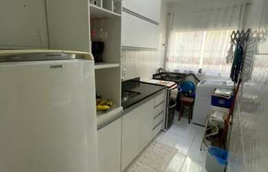 Imagem: O apartamento possui 2 Dormitórios, 1 Banheiro, 2 Vagas na